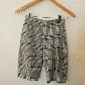 Urban Outfitters Gray Plaid High Rise Bike Shorts Size Small